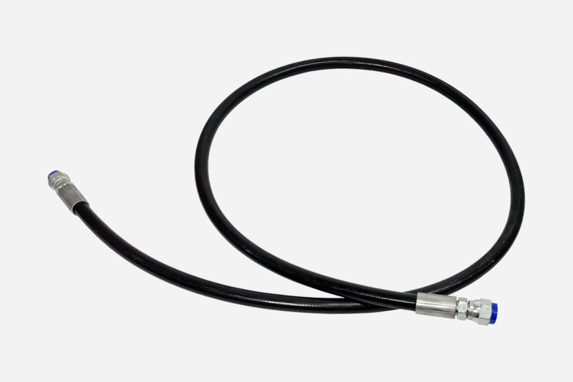 Hydraulikschlauch einer Doppelscherenhebebühne